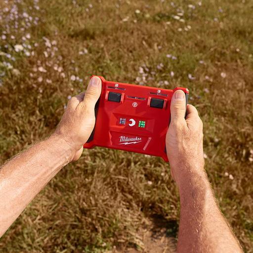 Milwaukee M18HCC75R-0C 18V Li-Ion FORCELOGIC™ 75mm Underground Cable Cutter with Wireless Remote – image 4