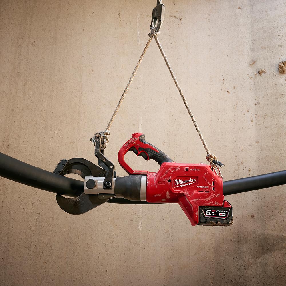 Milwaukee M18HCC75R-0C 18V Li-Ion FORCELOGIC™ 75mm Underground Cable Cutter with Wireless Remote – image 6