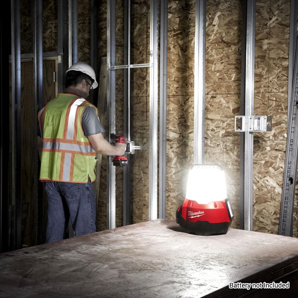 Milwaukee M18TAL-0 18V Li-ion Cordless Radius Compact Jobsite Light with Flood Mode - Skin Only – image 6