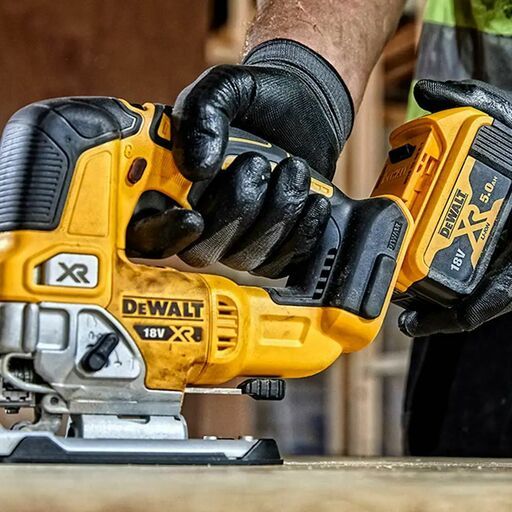 DeWalt DCZ1585P3-XE 18V XR 5.0Ah Li-ion Cordless Brushless 15pce Combo Kit – image 57