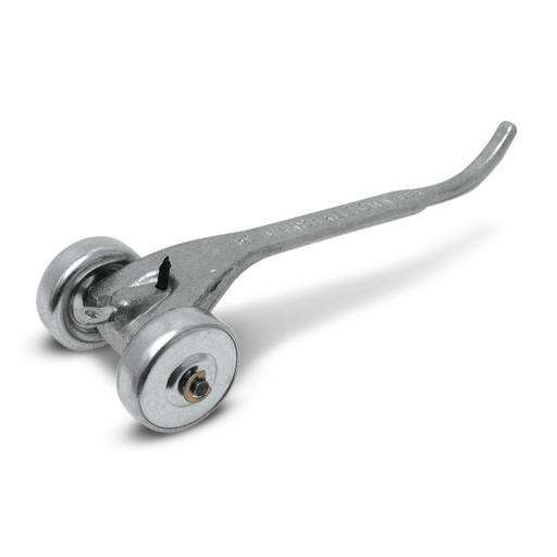 Marshalltown MT89 Skate Wheeled Aluminium Joint Raker