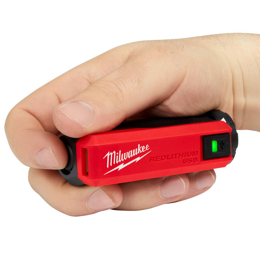 Milwaukee L4PPS201 REDLITHIUM USB Portable Power Source & Charger Set