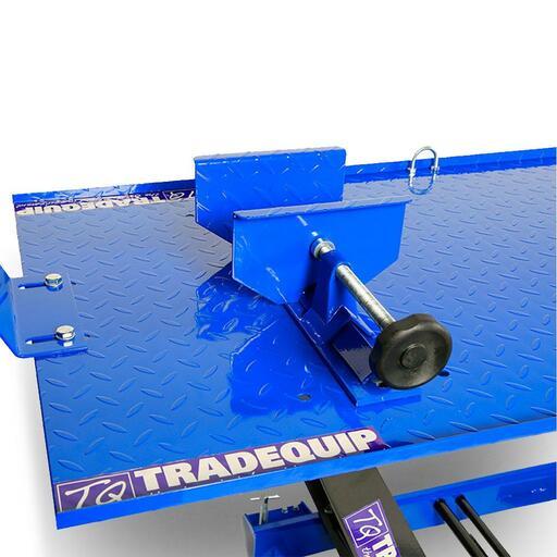 TradeQuip 2101T 450kg Motorcycle Lifter – image 6
