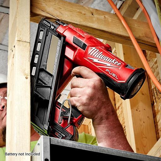 Milwaukee M18FFN-0C 18V Li-ion Cordless Fuel 30° - 34° Framing Nailer - Skin Only – image 8
