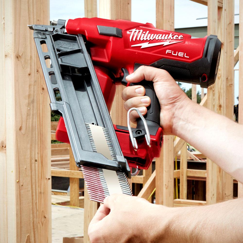 Milwaukee battery operated online framing nailer