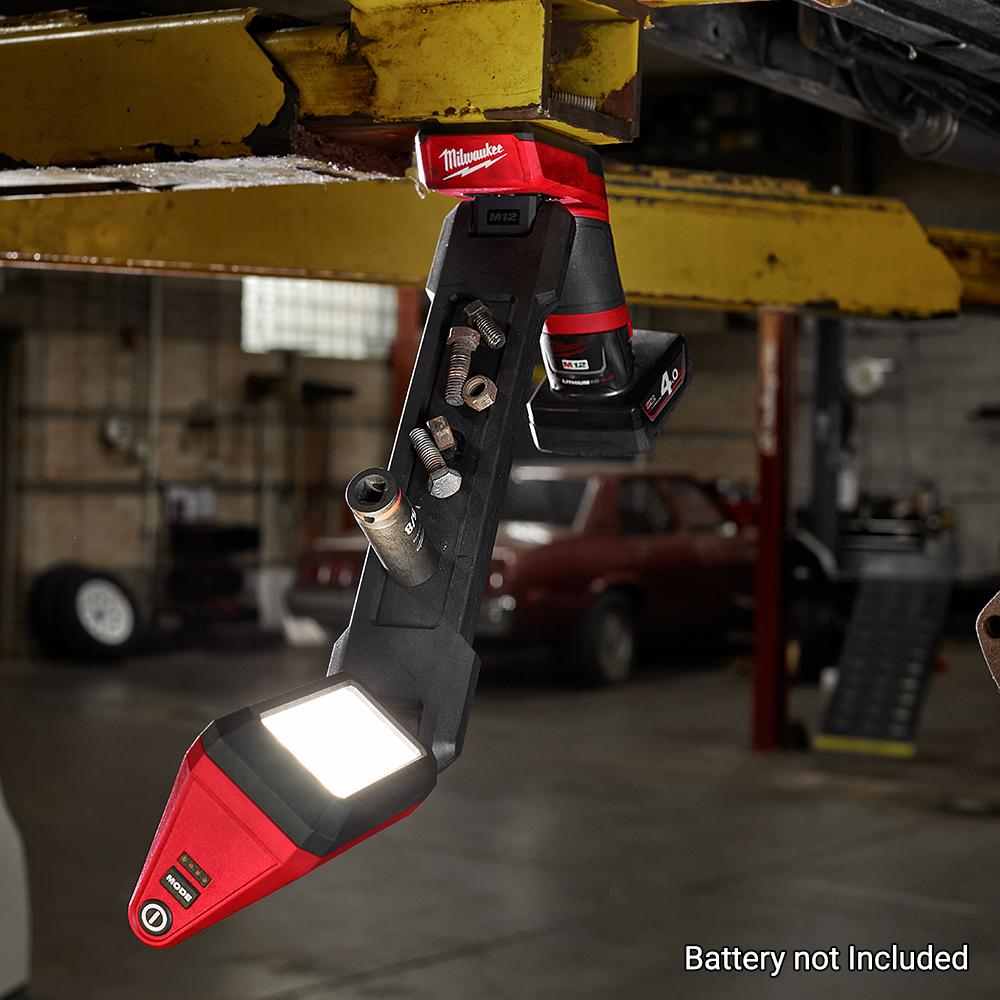 Milwaukee M12UCL0 12V LiIon Cordless 1200 Lumen LED Undercarriage