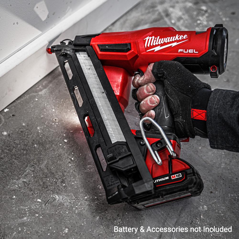 15 gauge best sale milwaukee nailer