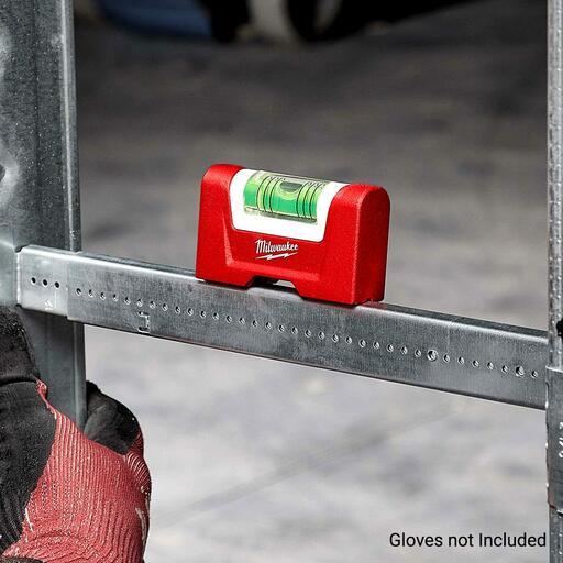 Milwaukee 48225603 SHARPSITE Magnetic Compact Pocket Level – image 5