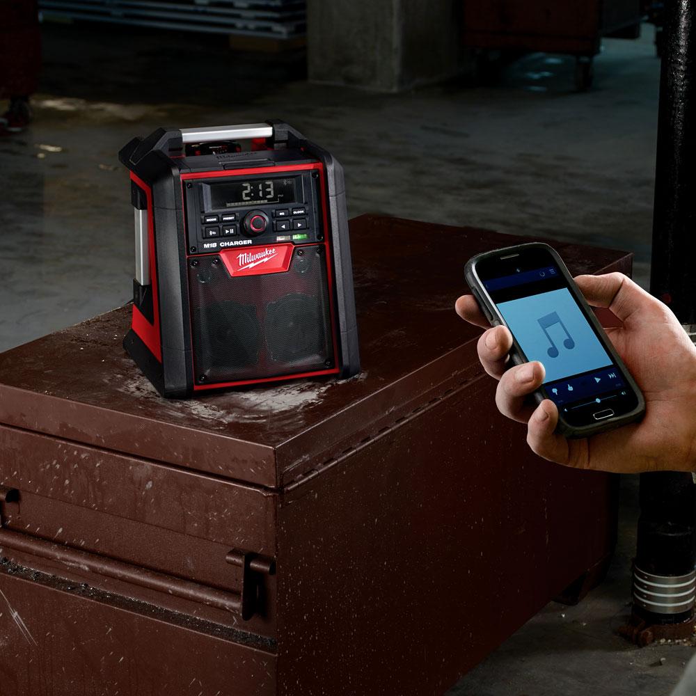 Milwaukee m18 fuel discount radio