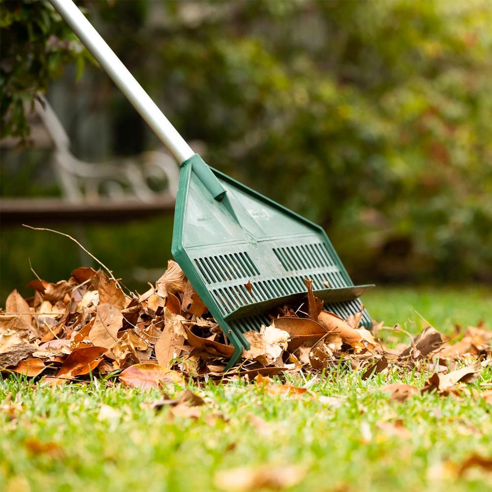 Cyclone 636974 Aluminium Long Handle Super Rake