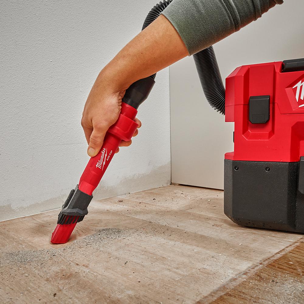 Milwaukee 49902028 AIRTIP Universal Wet & Dry 2In1 Utility Brush