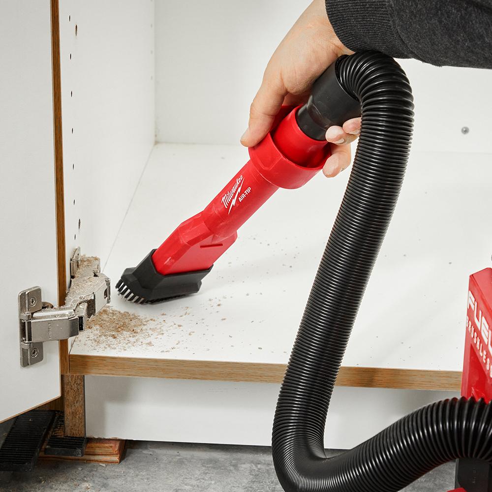 Milwaukee 49902028 AIRTIP Universal Wet & Dry 2In1 Utility Brush