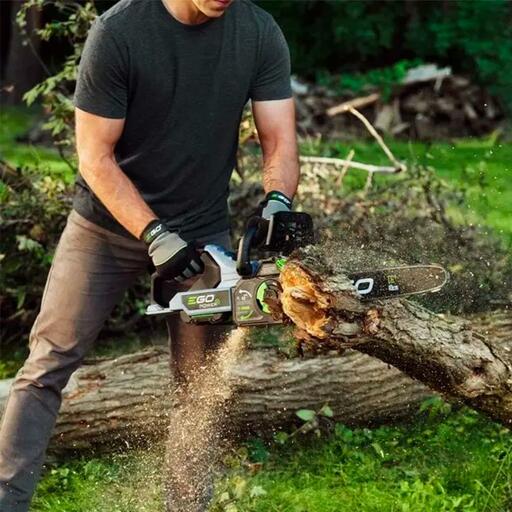 EGO CS1611E 56V 2.5Ah ARC-Lithium POWER+ Cordless Brushless 400mm (16") Chain Saw Combo Kit – image 4