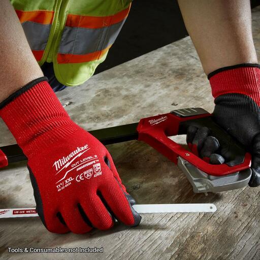 Milwaukee 4822894 Cut 4(D) Nitrile Dipped Gloves – image 5