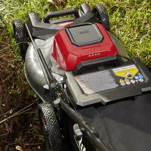 Milwaukee M18F2LM210 (18V x 2) M18 Fuel 533mm (21") Self-Propelled Dual Battery Lawn Mower - Skin Only – image 10