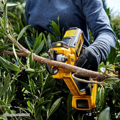 DeWalt DCMPP568P1-XE 18V XR Li-ion Cordless Power Pruner Shears Combo Kit – image 6