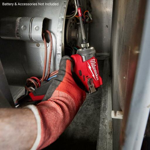 Milwaukee M12FPP2A2422B 12V 2.0Ah/4.0Ah Li-Ion Cordless Fuel 2pce Combo Kit Power Pack – image 6