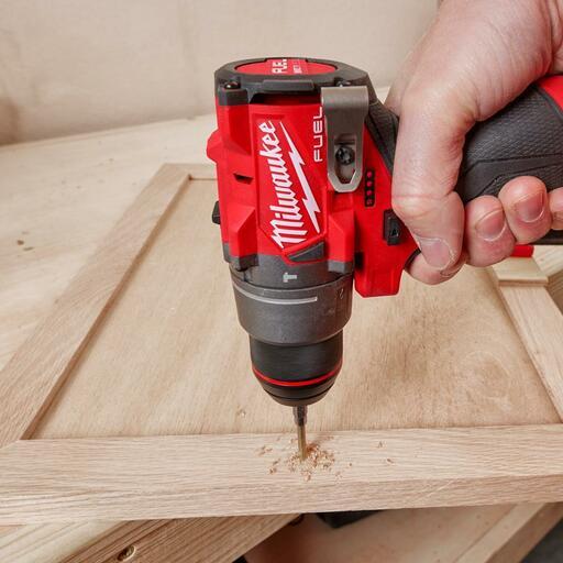 Milwaukee M12FPP2A2422B 12V 2.0Ah/4.0Ah Li-Ion Cordless Fuel 2pce Combo Kit Power Pack – image 9