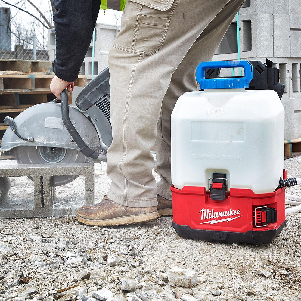 Milwaukee M18BPFPWSA0 18V Li-ion Cordless 15L SWITCH TANK BackpackWater Supply with Powered Base - Skin Only – image 6