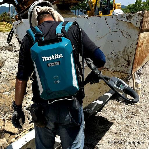 Makita VR004CX3 40V Max Direct Connect 52mm x 3000mm Concrete Vibrator with 33.5Ah Portable Power Supply – image 3