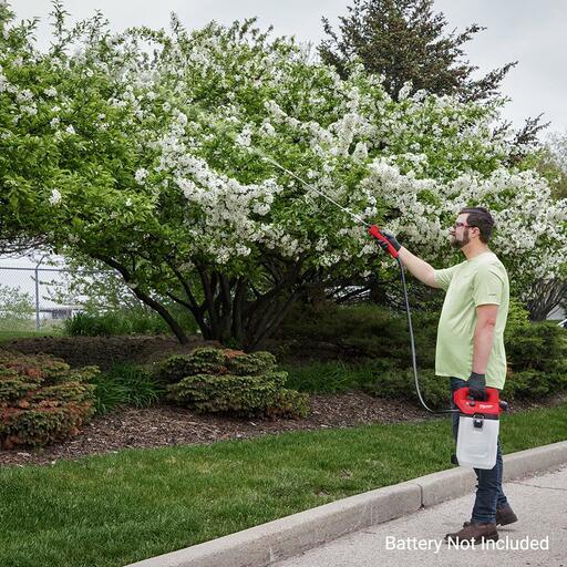 Milwaukee M12BHCS7L0 12V LiIon Cordless 7L Handheld Chemical Sprayer Skin Only