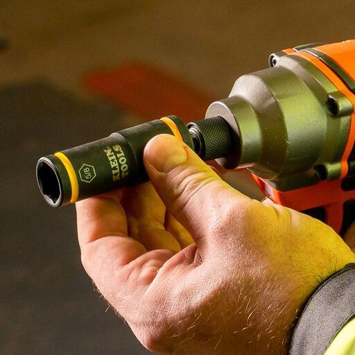Klein A-66074 3/4" & 13/16" Flip Impact Socket – image 5
