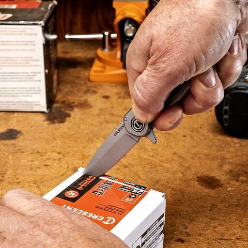 Crescent CPK258FL 63.5mm (2-1/2") Low Profile Pocket Knife – image 11