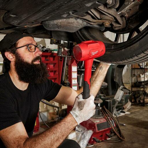 Milwaukee 48229151 48oz Dead Blow Hammer – image 8