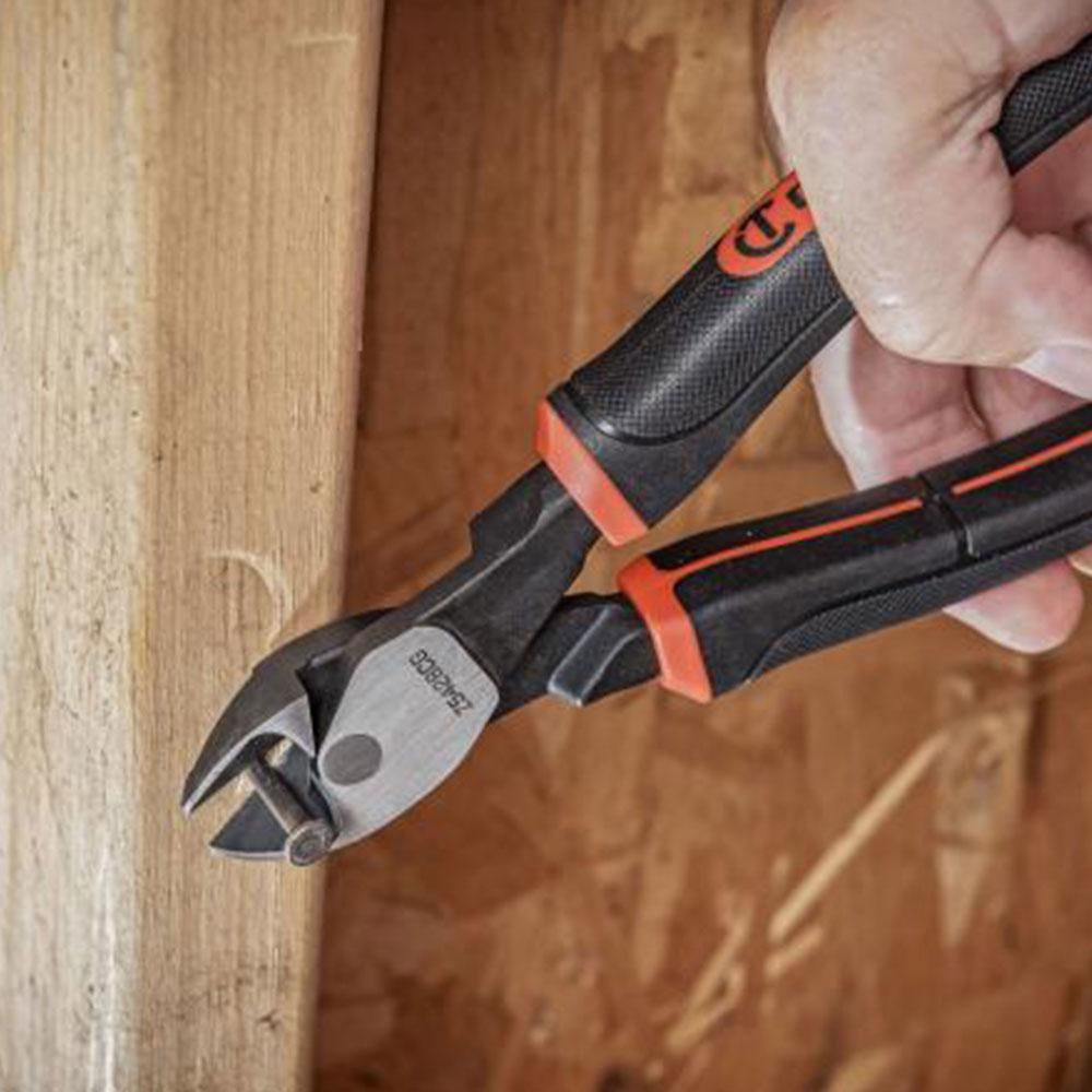 Crescent Z5428CGR-06 210mm (8") Z2 Dual Material Diagonal Cutting Pliers – image 3