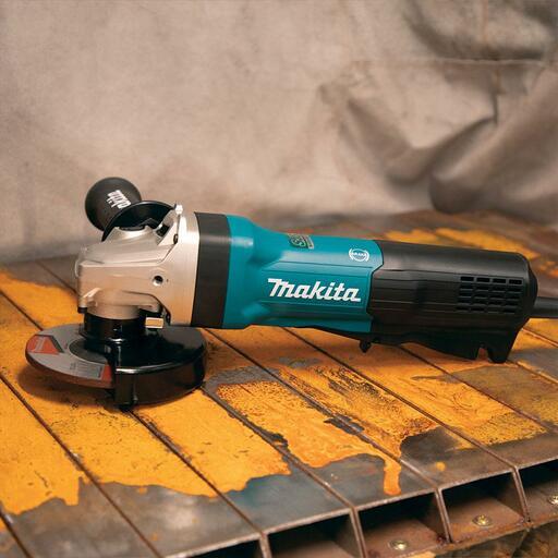 Makita GA5094 1900W 125mm (5“) Paddle Switch Angle Grinder – image 3