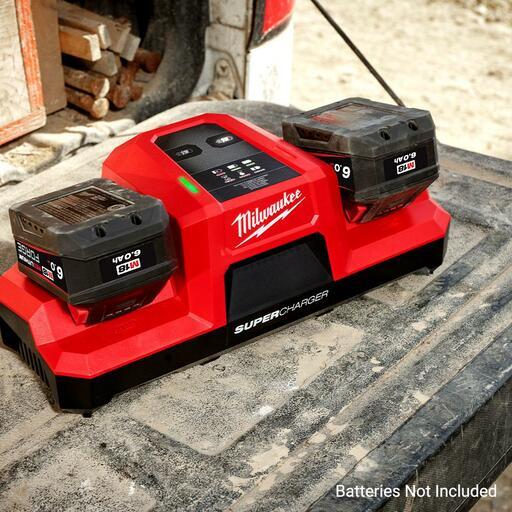 Milwaukee M18F2CHS20802F 18V 8.0Ah REDLITHIUM Cordless FORGE 508mm (20") Dual Battery Chainsaw Combo Kit – image 19