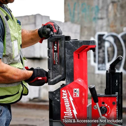 Milwaukee MXFHD812 MX FUEL 12.0Ah Li-ion ONE-KEY Cordless REDLITHIUM FORGE Battery – image 9