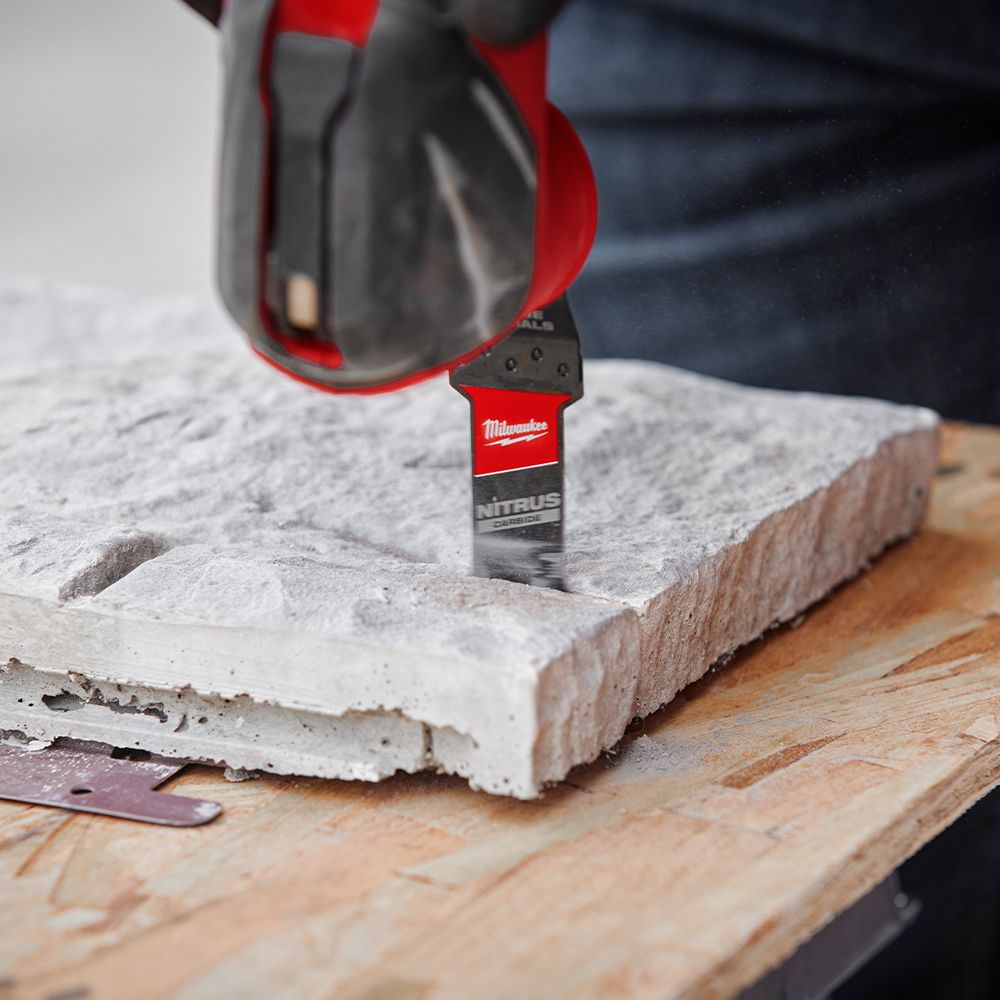 Milwaukee 49251571 1-Pack 35mm (1-3/8") OPEN-LOK Extreme Materials Blade with NITRUS CARBIDE – image 18