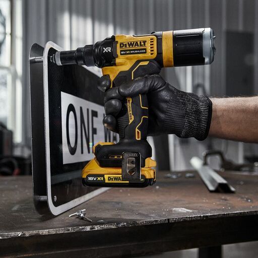 DeWalt DCF403NT-XJ 18V XR Li-ion Cordless Brushless 4.8mm Riveter - Skin Only – image 7