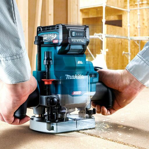 Makita RP001G 40V Max XGT Brushless 1/2" Router - Skin Only – image 2