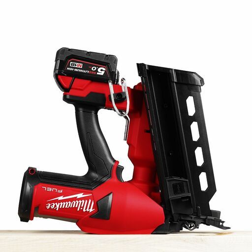 Milwaukee M18FDN0C M18 FUEL™ Duplex Nailer - Skin Only – image 6