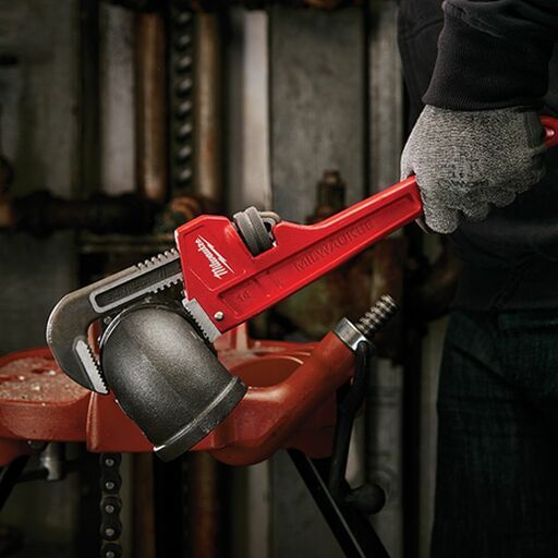 Milwaukee 48227114 355mm (14") Steel Pipe Wrench – image 4