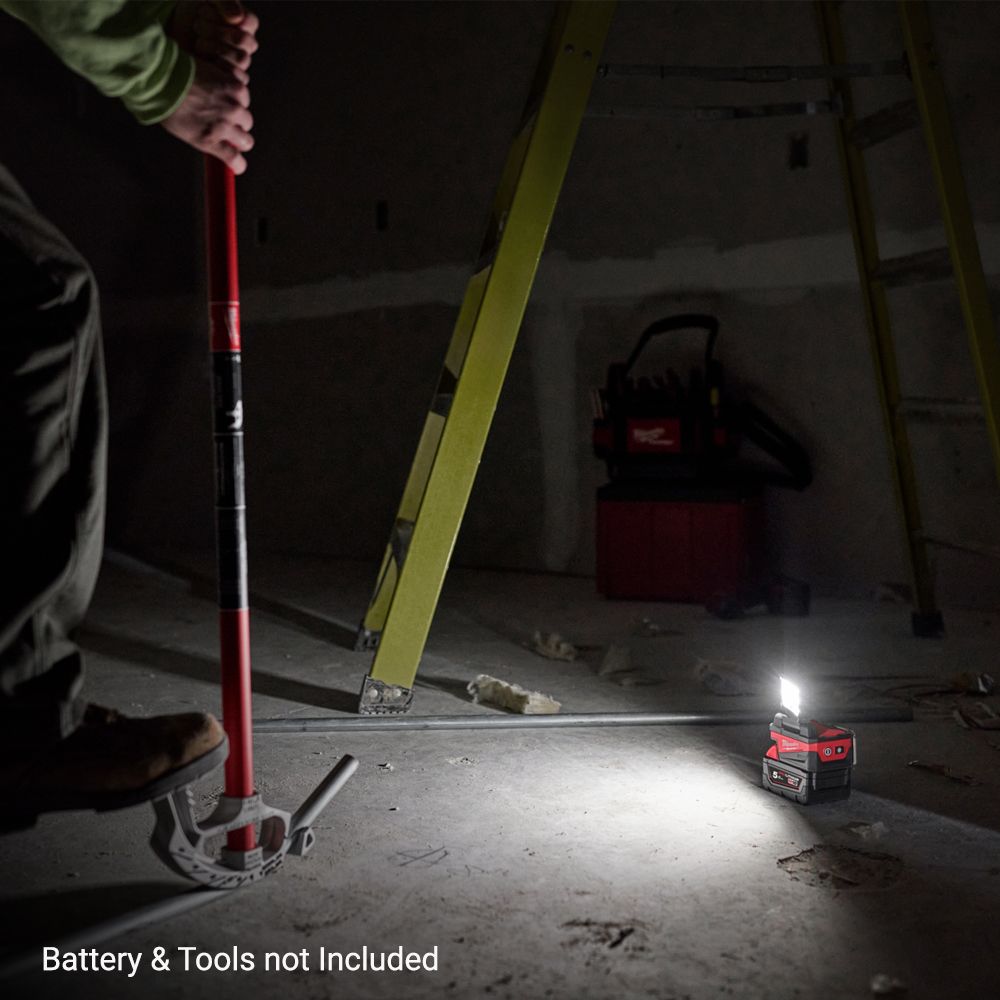 Milwaukee M18CBL0 M18 18V Li-ion Cordless Compact Battery Light With USB Charging - Skin Only – image 11
