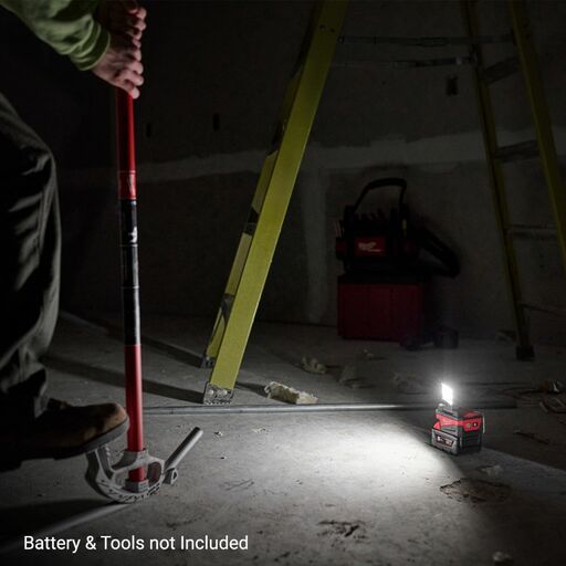 Milwaukee M18CBL0 M18 18V Li-ion Cordless Compact Battery Light With USB Charging - Skin Only – image 11