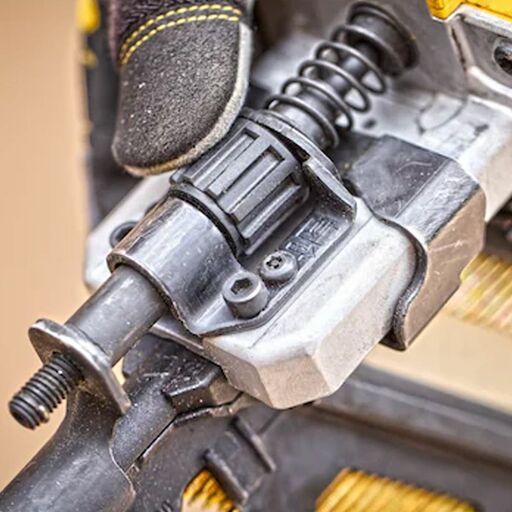DeWalt DCN930N-XJ 18V Li-ion XR Cordless Framing Nailer - Skin Only – image 3
