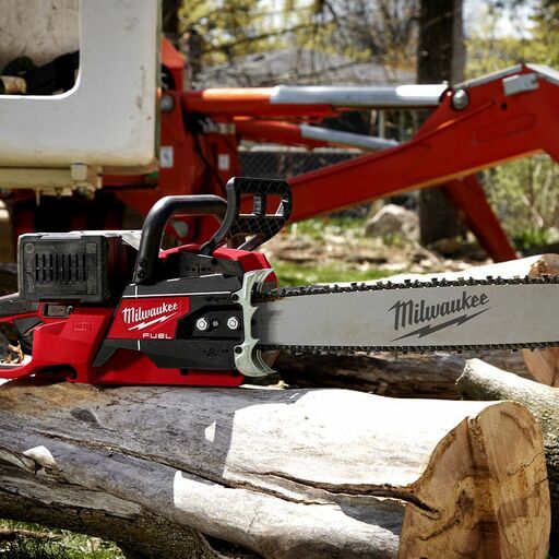 Milwaukee M18F2CHS20802F 18V 8.0Ah REDLITHIUM Cordless FORGE 508mm (20") Dual Battery Chainsaw Combo Kit – image 26