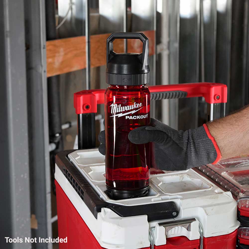 Milwaukee 48228371R PACKOUT™ 740ml (25oz) Plastic Bottle Red – image 5