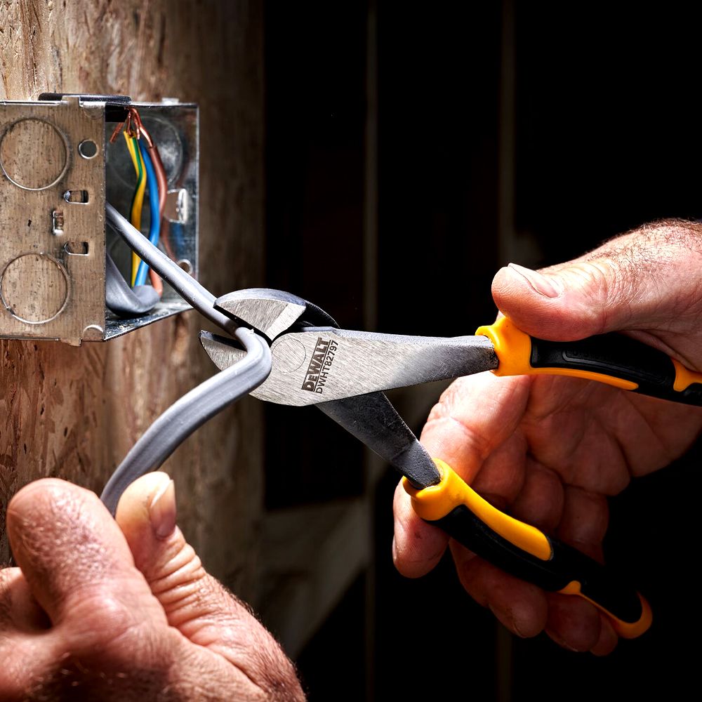 DeWalt DWHT82797-0 200mm Laser Hardened Diagonal Cutting Pliers – image 6