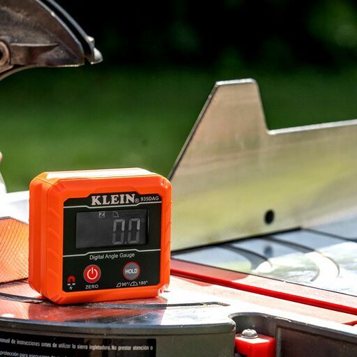 Klein A-935DAG Digital Angle Gauge and Level – image 13