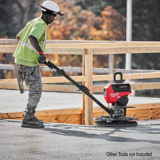 Milwaukee MXFWBTO60-0 MX FUEL™ 600mm (24") Walk-behind Edging Trowel - Skin Only – image 5