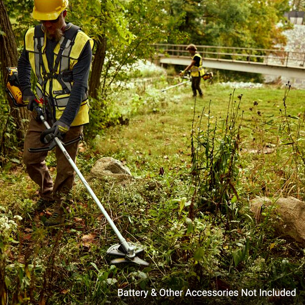 DeWalt DCMBC812N-XE 54V XR Li-ion Flexvolt 25cm D-Handle Cordless Brushless Brush Cutter - Skin Only – image 12
