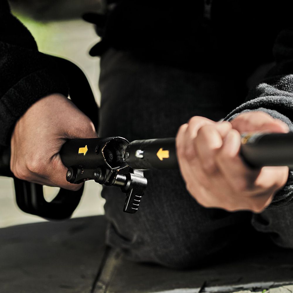 DeWalt DCMASED57X1-XE 54V XR FlexVolt 9.0Ah Li-ion Cordless Brushless 19cm Edger Combo Kit – image 7