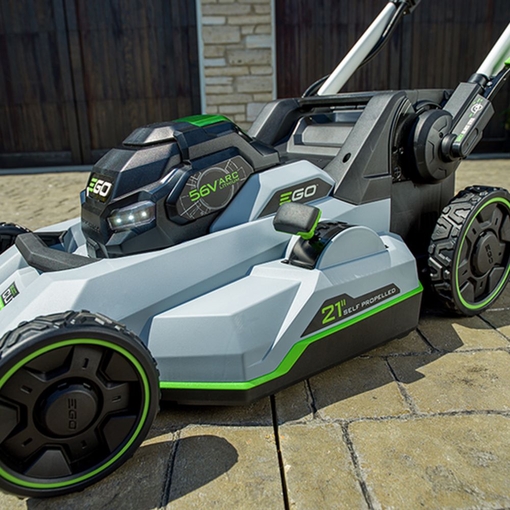 EGO LMLB7656E-SP 56V 7.5Ah ARC-Lithium Cordless Brushless Power+ 52cm Select Cut Multi-Blade Self-Propelled Mower Combo Kit – image 9