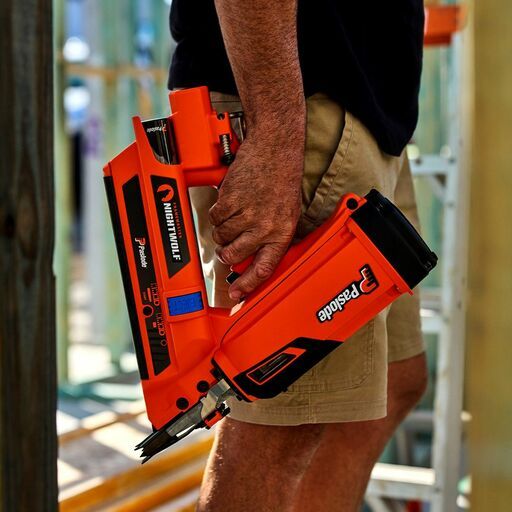 Paslode SNW0516 FrameMaster NightWolf Cordless Framing Nailer & TrimMaster Cordless 16Ga Angled Bradder Combo Kit – image 11