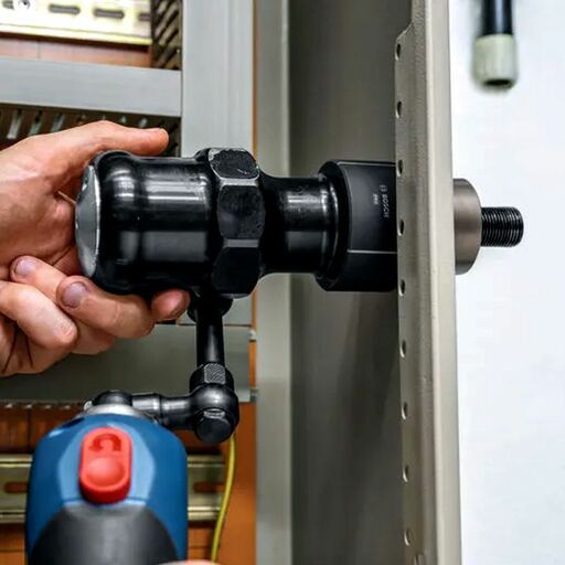 Bosch GLH 18V-60​ (0.601.9P0.240) 18V Li-ion Professional Cordless Hydraulic Punching Tool - Skin Only – image 9
